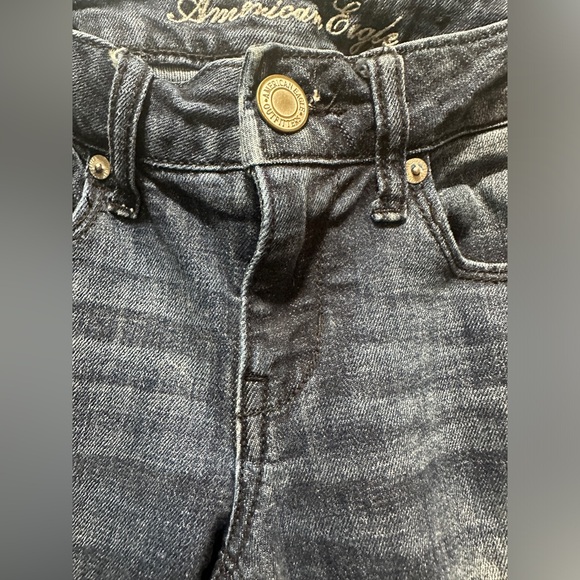 American Eagle Distressed Skinny Jeans - Picture 5 of 8